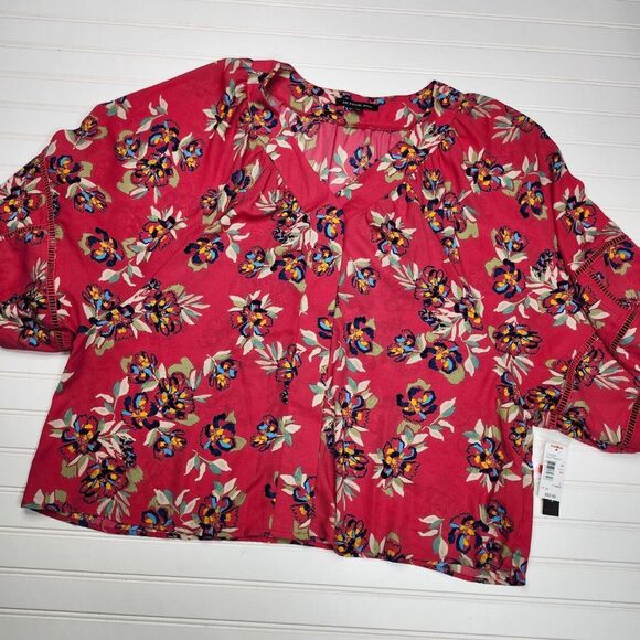 Zac & Rachel Tops - Zac & Rachel Women's Red‎ Floral Short Sleeve Blouse 2X